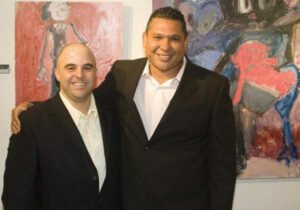 Dr. Rolando Jiménez y Julio Ortiz Berríos.